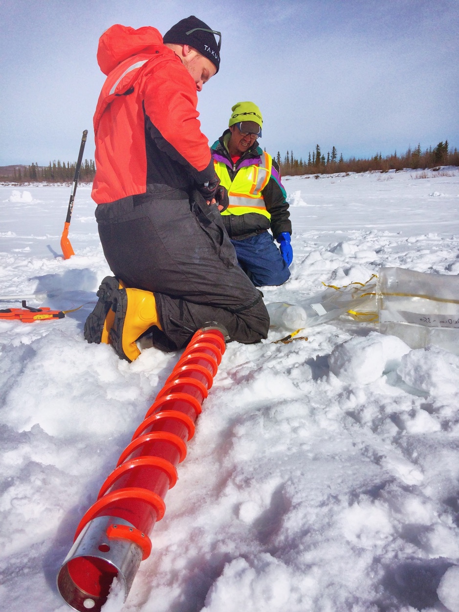 Bennet Juhls and Miles Dillon pack the ice core they have just taken, April 20, 2019, Inuvik, Northwest Territories. ©Martine Lizotte. Takuvik2019 Picture4 3 web