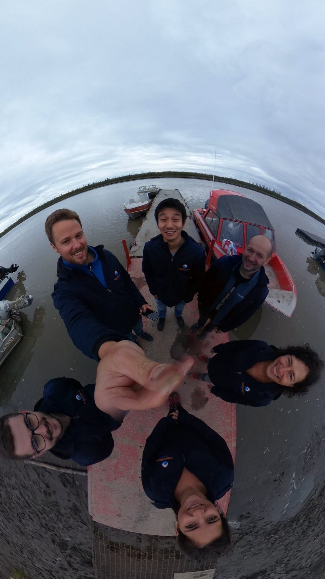 Expedition participants (from the right, clockwise) Caroline Guilmette, Juliette Maury, Lucas Tisserand, Bennet Juhls, Atsushi Matsuoka and Guislain Bécu. © Bennet Juhls Takuvik2019 Picture7 1